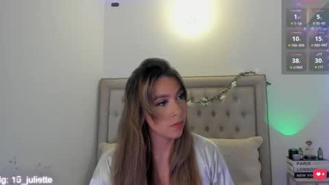 Juliette online show from May 2, 2026, 1:32 am