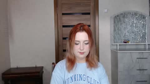 Snapshot of kristy_fran chatting on September 22, 2025, 6:04 am Kristy online show from September 22, 2025, 6:04 am