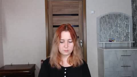 Snapshot of kristy_fran chatting on September 24, 2025, 6:11 pm Kristy online show from September 24, 2025, 6:11 pm