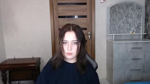 Snapshot of kristy_fran chatting on October 20, 2025, 11:27 pm Kristy online show from October 20, 2025, 11:27 pm