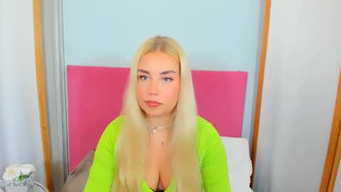 KristyFlowers online show from February 1, 2025, 6:00 am
