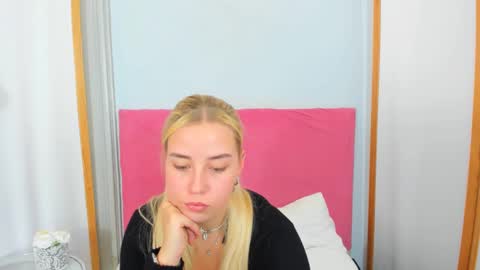KristyFlowers online show from February 5, 2025, 9:15 am