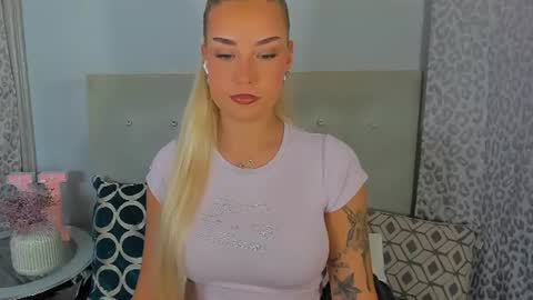 KristyFlowers online show from June 18, 2026, 2:32 pm