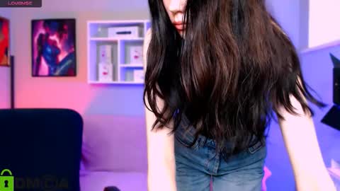 Kristy online show from September 15, 2025, 2:39 pm