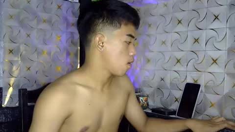 Snapshot of kritthanarkorn chatting on March 12, 2026, 7:31 pm kritthanarkorn online show from March 12, 2026, 7:31 pm