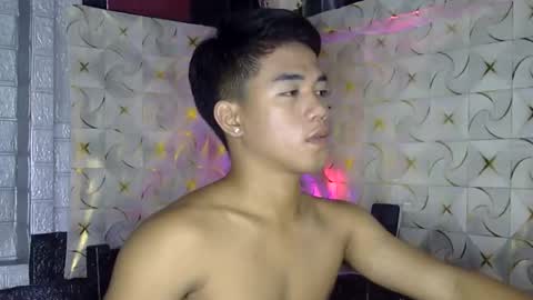 kritthanarkorn online show from April 22, 2026, 3:57 pm