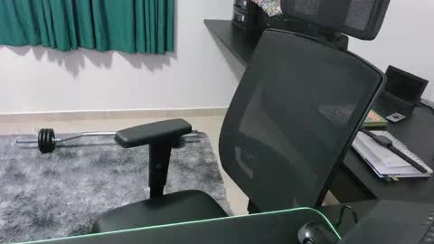 Lucas  Edu online show from January 12, 2026, 9:42 pm