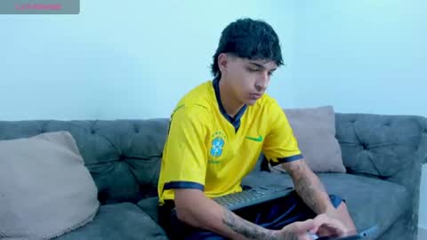 Kroy Wave  Muscle Tattoos Latino online show from July 5, 2026, 3:13 am