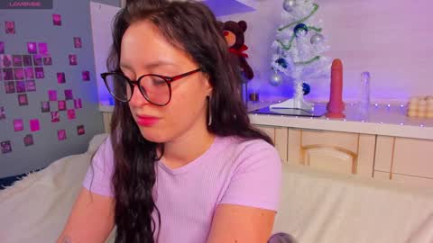 Snapshot of kruela_eva chatting on December 17, 2024, 12:34 am Kruela GTM3Tue Wed Thu Fri Sun 0400 am-1030pm online show from December 17, 2024, 12:34 am