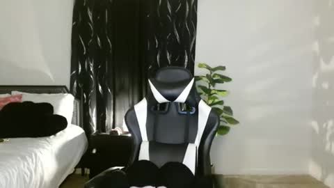 Krystal Blake online show from May 3, 2026, 11:55 pm