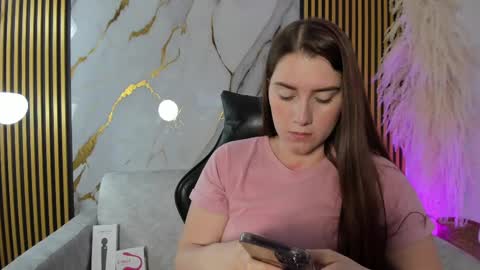 Krystal online show from September 14, 2025, 8:08 pm