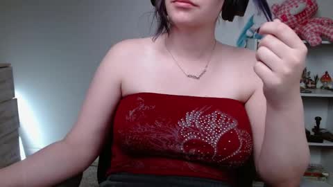 Krystal Syx online show from April 29, 2026, 5:30 pm