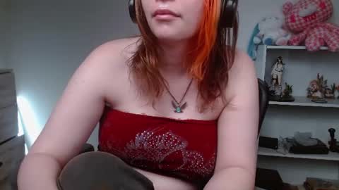 Snapshot of krystalsyxx chatting on August 6, 2026, 12:29 pm Krystal Syx online show from August 6, 2026, 12:29 pm