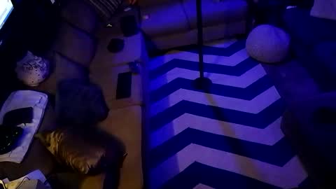 kryztalynxxx online show from October 24, 2025, 6:43 am