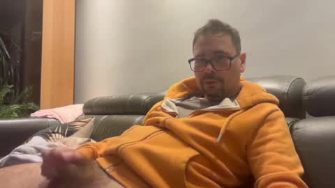 Snapshot of krzysztof1977 chatting on June 19, 2026, 9:18 pm krzysztof1977 online show from June 19, 2026, 9:18 pm