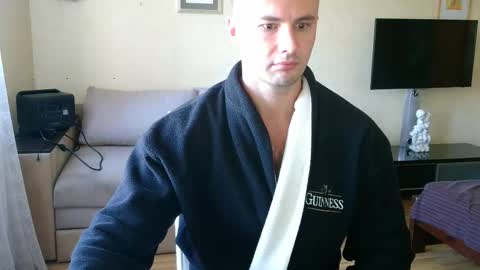 Snapshot of ksanderua chatting on October 15, 2025, 8:03 am ksanderua online show from October 15, 2025, 8:03 am