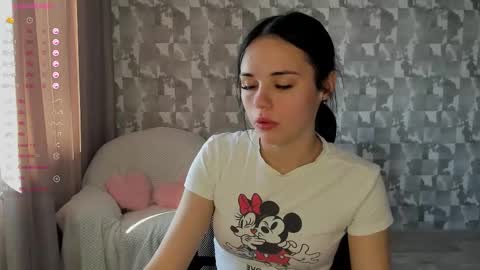 Snapshot of kseni_a chatting on September 29, 2025, 10:09 am Ksenia online show from September 29, 2025, 10:09 am