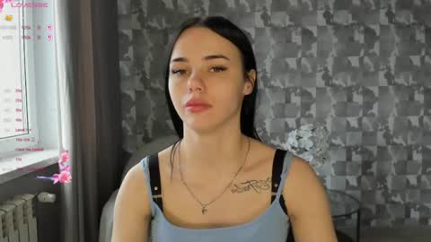 Snapshot of kseni_a chatting on April 1, 2026, 6:47 am Ksenia online show from April 1, 2026, 6:47 am