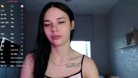 Snapshot of kseni_a chatting on May 25, 2026, 12:22 pm Ksenia online show from May 25, 2026, 12:22 pm