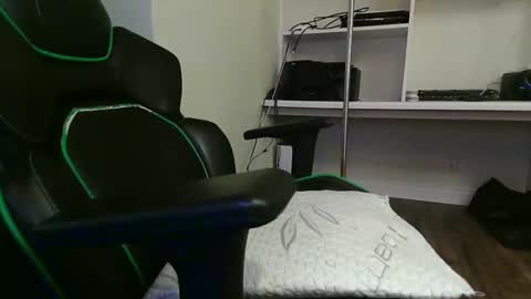 Kevin online show from October 24, 2025, 6:54 am