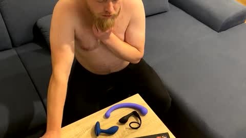 Tony online show from December 2, 2025, 1:00 am