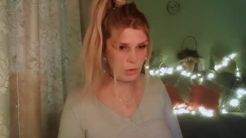 Annika  MTF ts post -op online show from January 28, 2025, 10:45 am