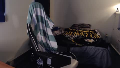 Kuggy online show from September 18, 2025, 10:12 pm