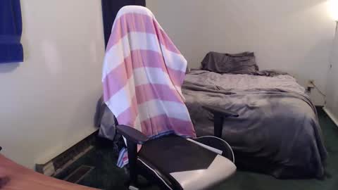 Kuggy online show from April 23, 2026, 12:12 am