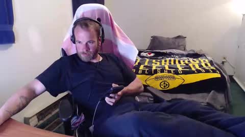 Kuggy online show from May 5, 2026, 10:40 pm