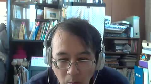kunio37 online show from February 16, 2025, 2:42 am