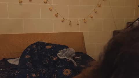 Snapshot of kuntboyzworld chatting on October 28, 2025, 10:56 pm Krypto hethey online show from October 28, 2025, 10:56 pm