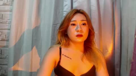 Snapshot of kuntiexxx chatting on February 15, 2025, 9:48 pm kuntiex online show from February 15, 2025, 9:48 pm