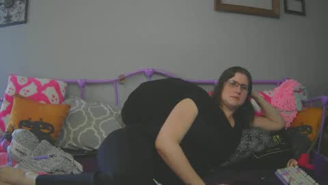 Samantha online show from February 28, 2025, 2:53 pm
