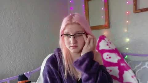 Samantha online show from April 30, 2026, 8:57 pm