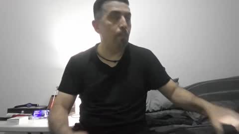 Snapshot of kurangy75 chatting on September 30, 2025, 6:40 am Kurangy online show from September 30, 2025, 6:40 am