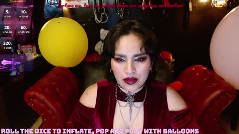 Fetiche Woman online show from December 31, 2024, 7:20 am