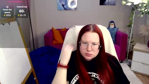 kuri_u online show from May 5, 2026, 10:01 am