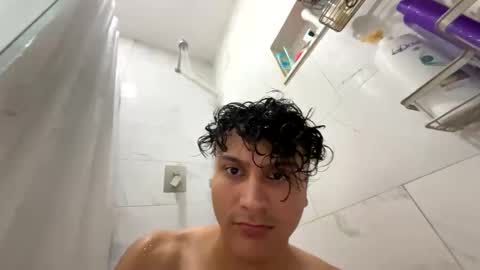 kurlz5stard online show from October 21, 2025, 4:41 pm