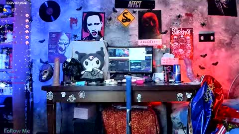 Erika online show from October 31, 2025, 6:47 am