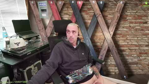 kuruptxxx online show from January 18, 2025, 5:37 pm