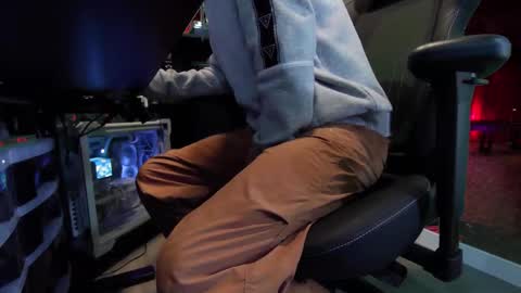 Snapshot of kuruptxxx chatting on October 25, 2025, 1:18 pm kuruptxxx online show from October 25, 2025, 1:18 pm