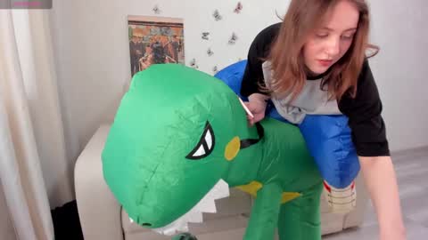 Kvetachka Thu-Sun 0900am-1500pmGTM2 online show from March 8, 2025, 4:34 am