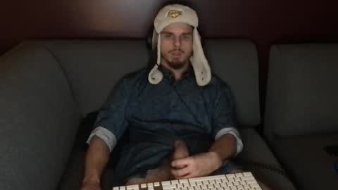 kxng222 online show from December 3, 2025, 6:10 am