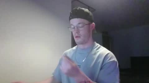 kyenvanderdonk23 online show from September 28, 2025, 8:47 pm
