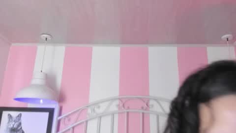 Snapshot of kyes_dreams3 chatting on January 17, 2026, 2:11 pm ---Keys--- online show from January 17, 2026, 2:11 pm