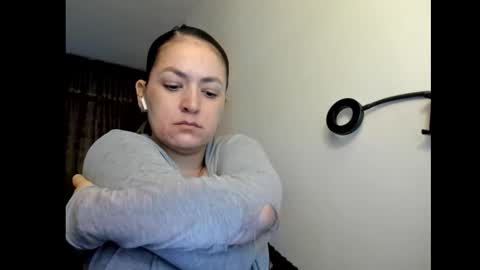 kyhara online show from November 14, 2025, 9:57 pm