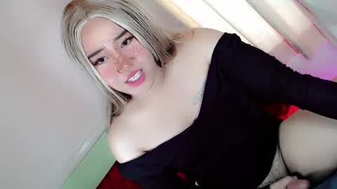 kyla online show from September 25, 2025, 1:53 am