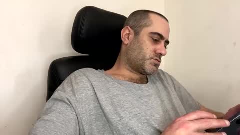 Snapshot of kyle67527 chatting on February 6, 2025, 4:14 pm kyle67527 online show from February 6, 2025, 4:14 pm