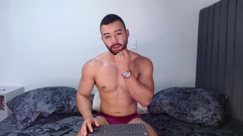 Snapshot of kyle_collinz chatting on March 3, 2025, 7:06 pm Kyle collinz online show from March 3, 2025, 7:06 pm