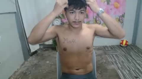 kyle_lourence online show from June 2, 2026, 4:14 am